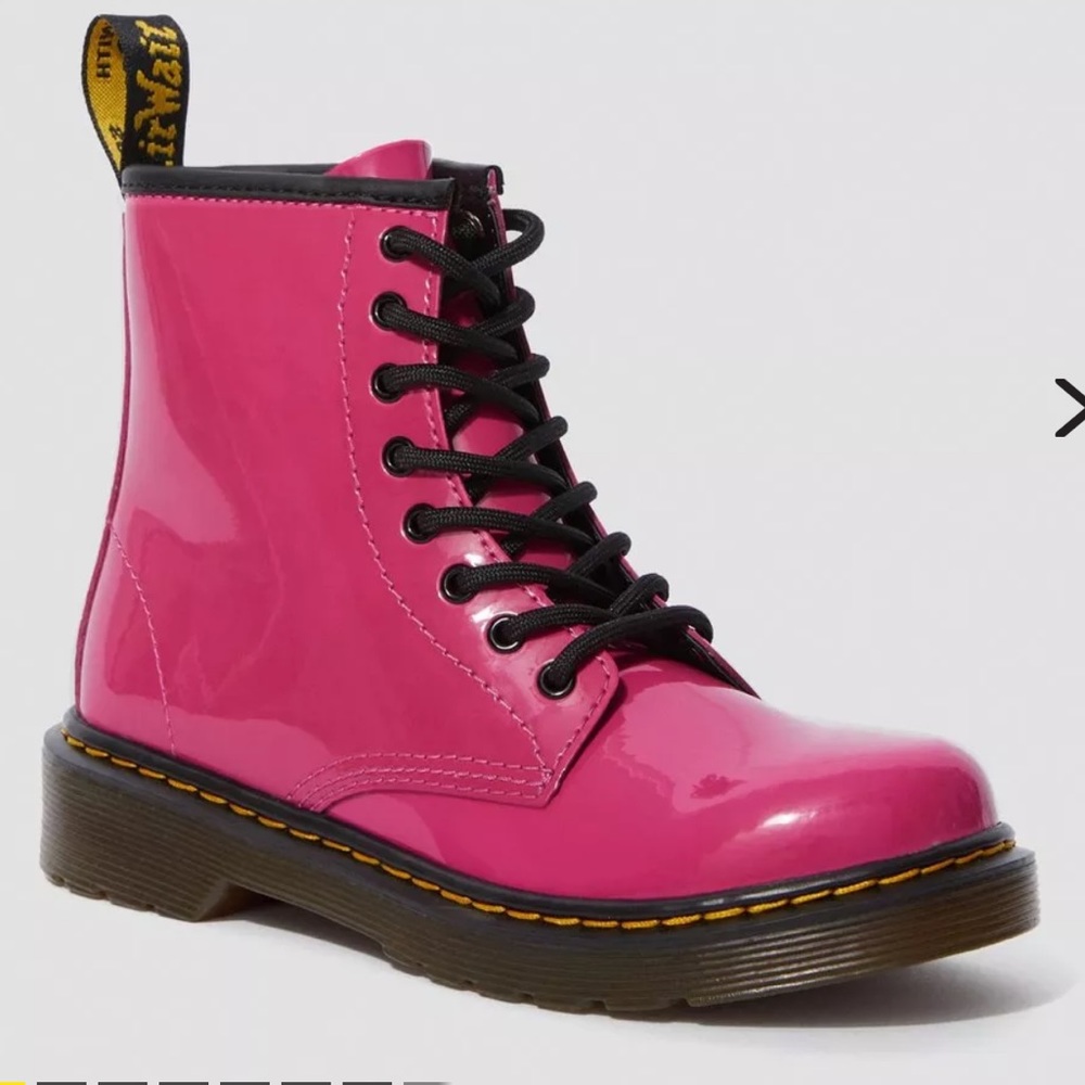 Dr. Martens JUNIOR 1460 PATENT LEATHER LACE UP BOOTS - Hot Pink